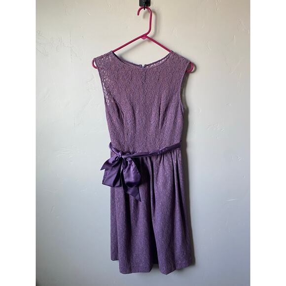 Tevolio Purple Lace Knee Length Tie Waist Sleeveless Dress- Size 6 (has pockets) - Picture 3 of 10